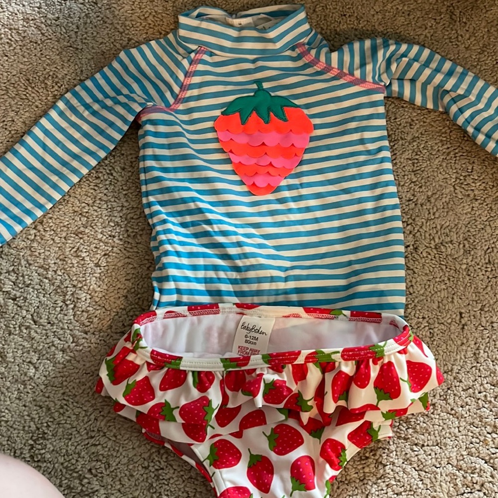Boden baby girls swim suit/rash guard. 6-12 months